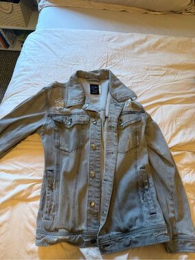 Light Gray Distressed Denim Jacket - Unbranded